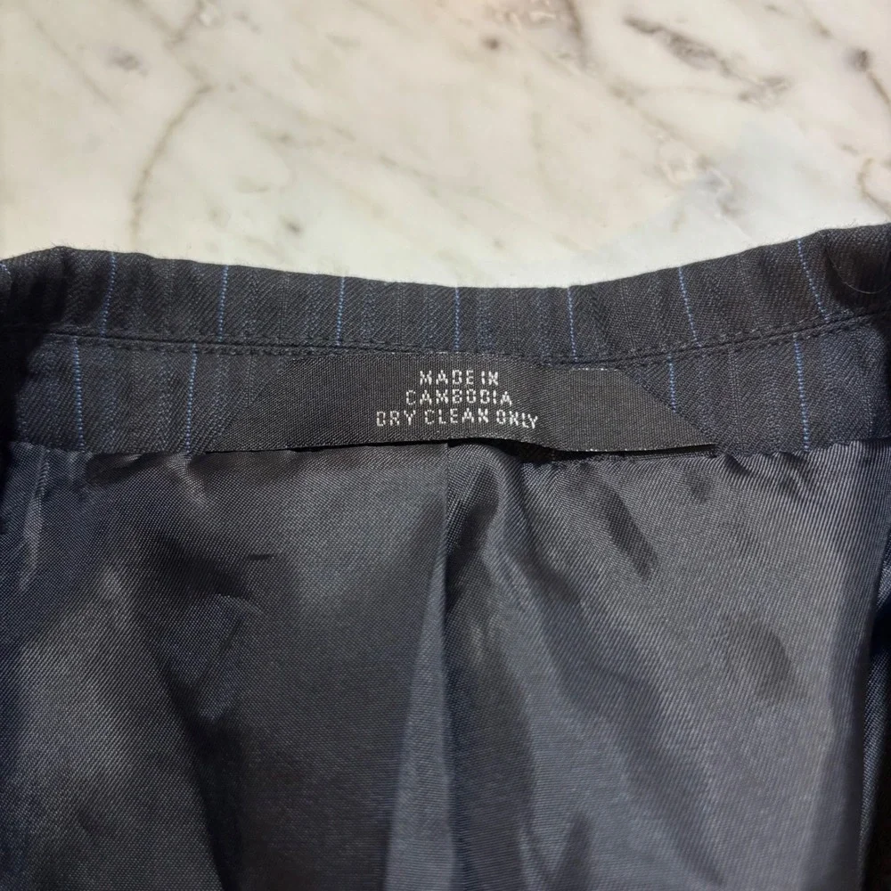 Haggar Mens 44R Pinstripe Suit Jacket Blazer Two Button Charcoal Navy 1001934‎
